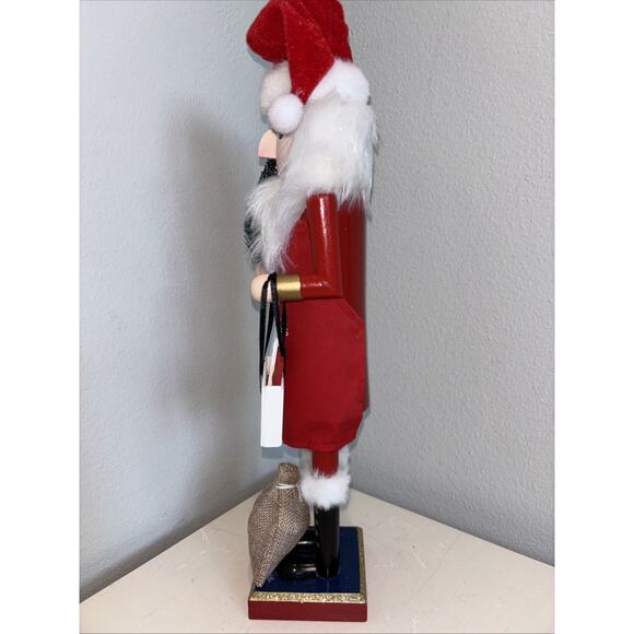 Homegoods Nutcracker Wooden Christmas in Red Apron Shopping Bag Sack 16” NEW - Picture 4 of 6
